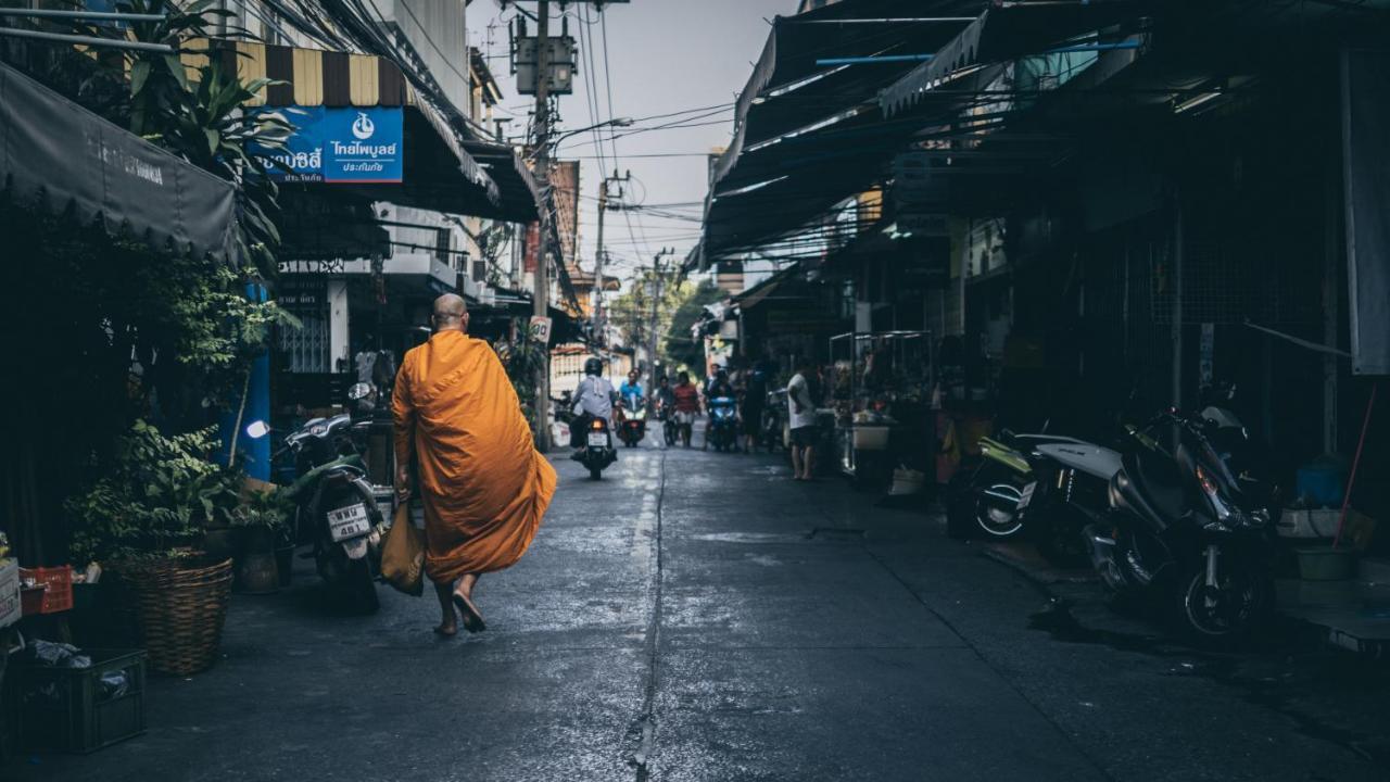 One Of Us House Vandrerhjem Bangkok Eksteriør bilde